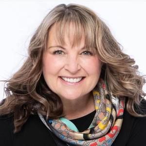 Meet your Posher, Laurie